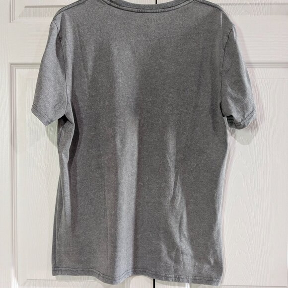 Corvette Chemistry Men's Gray Graphic T-Shirt Size Medium GM Official Crew Neck - Picture 7 of 11